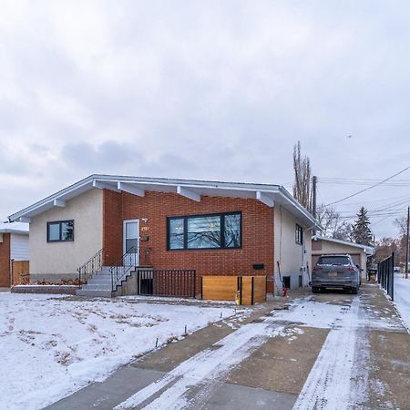 Central Edmonton Family Friendly Home Exteriér fotografie